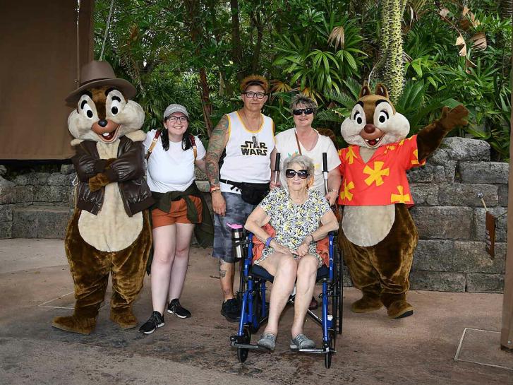 Guest Photo from Sonya: Guests with Chip and Dale at Walt Disney World